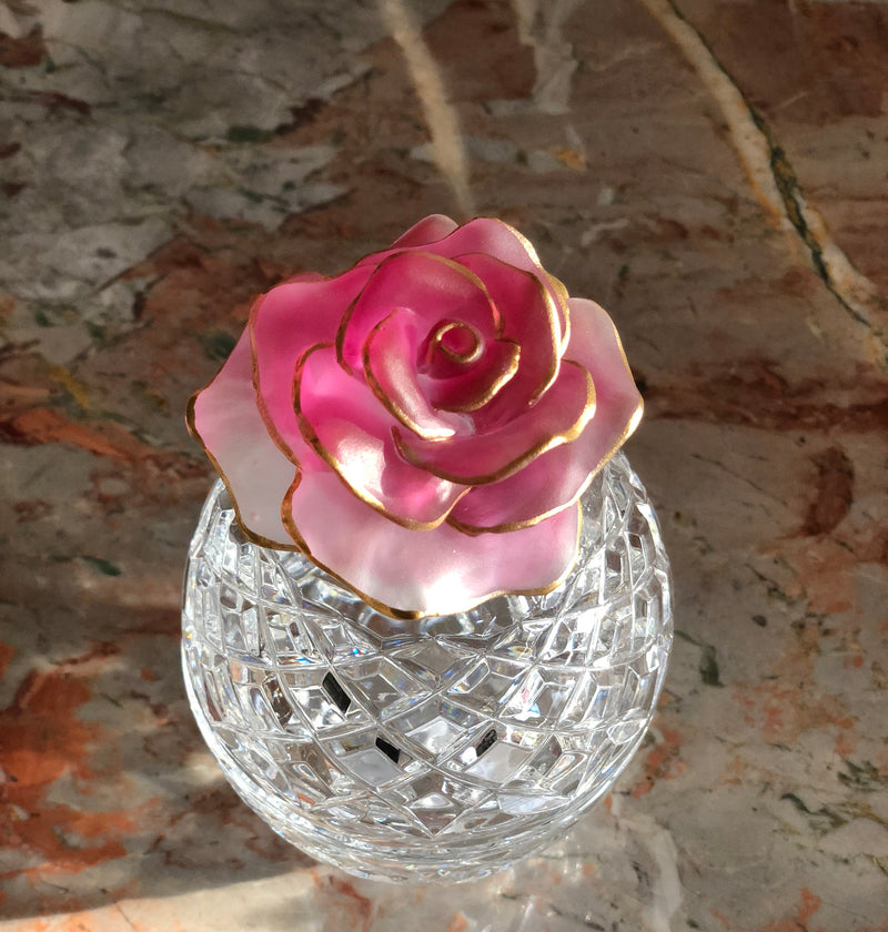 Roseate Fluer Crystal Egg Jar