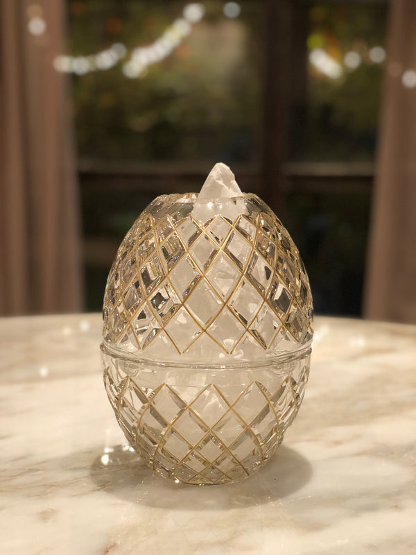 Timeless Crystal Tissue Holder with Gold Lines